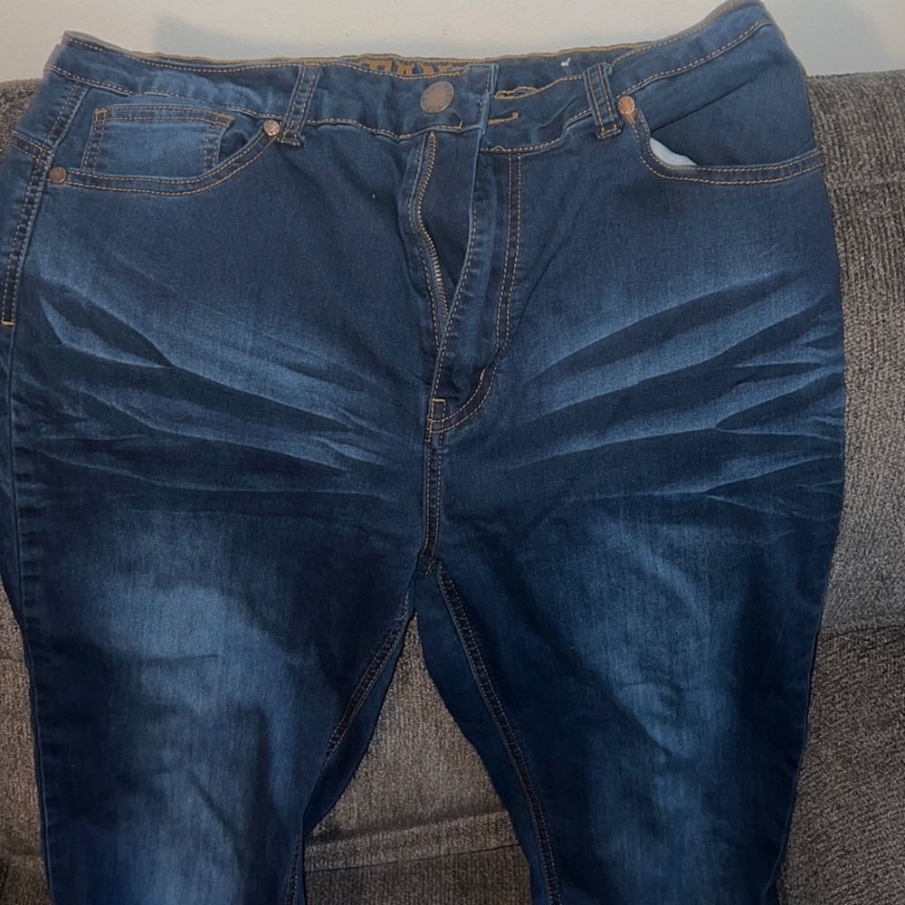 Size 15/16 jeans 9$